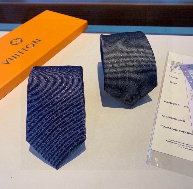 LV Tie hm09